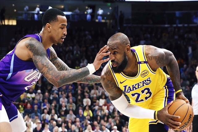 包含夏洛特黄蜂迎法国杯关键赛，赛前扳平良机，气氛紧张，细节决定成败的词条